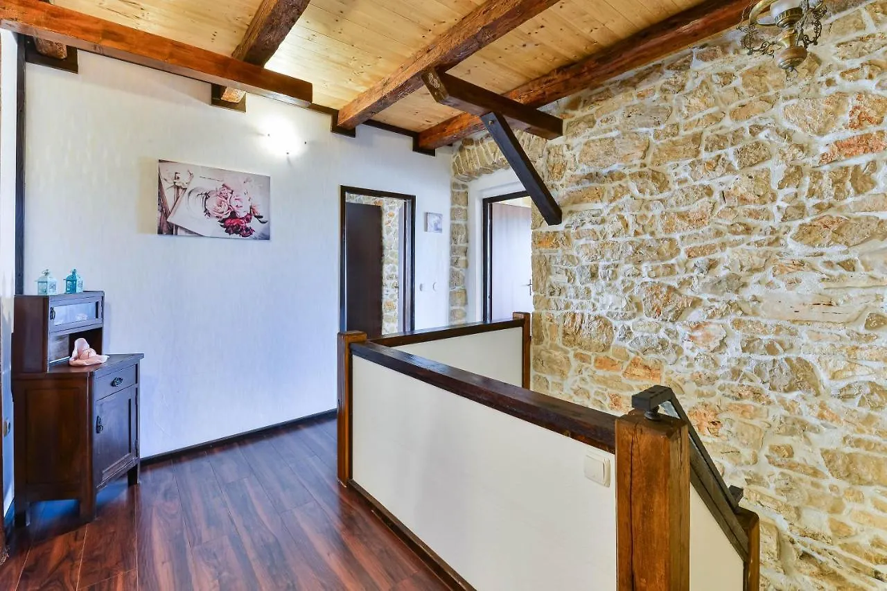 Villa Mia Sukosan 0*,  Croatia