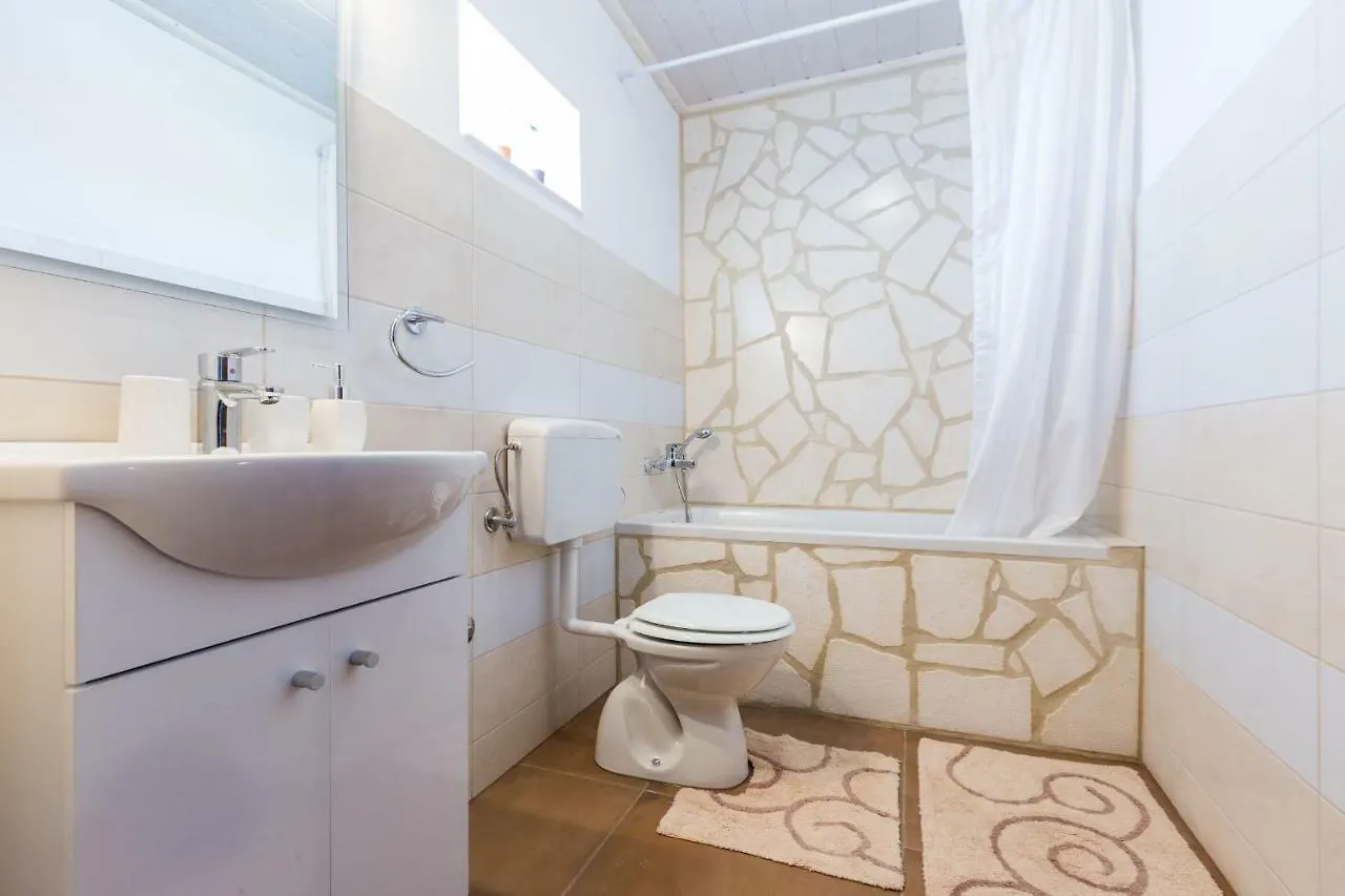 Villa Mia Sukosan Croatia
